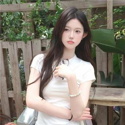 春色满梨园